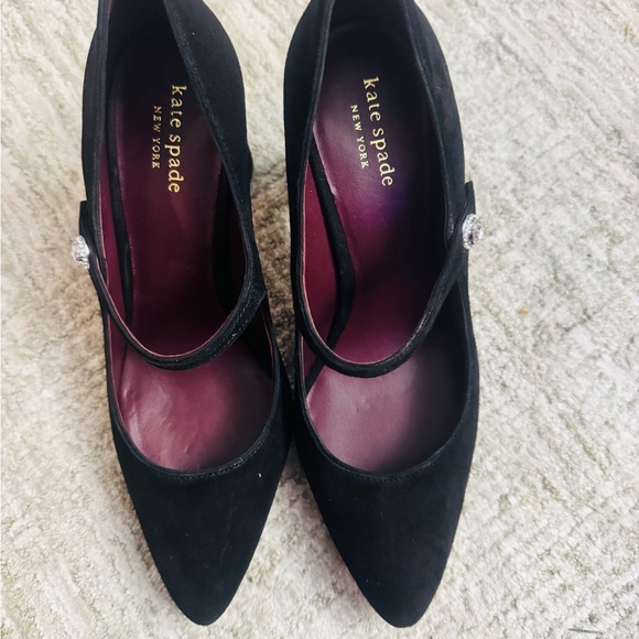 New Mary Jane KS Marin Heels. New with box and shoe bag. - Picture 3 of 4